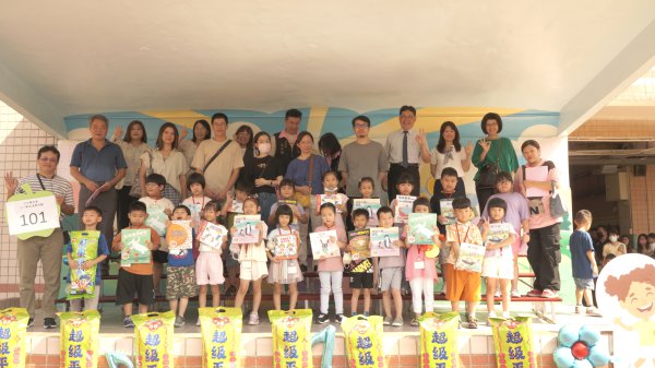 1130824一年級迎新活動-各班合照