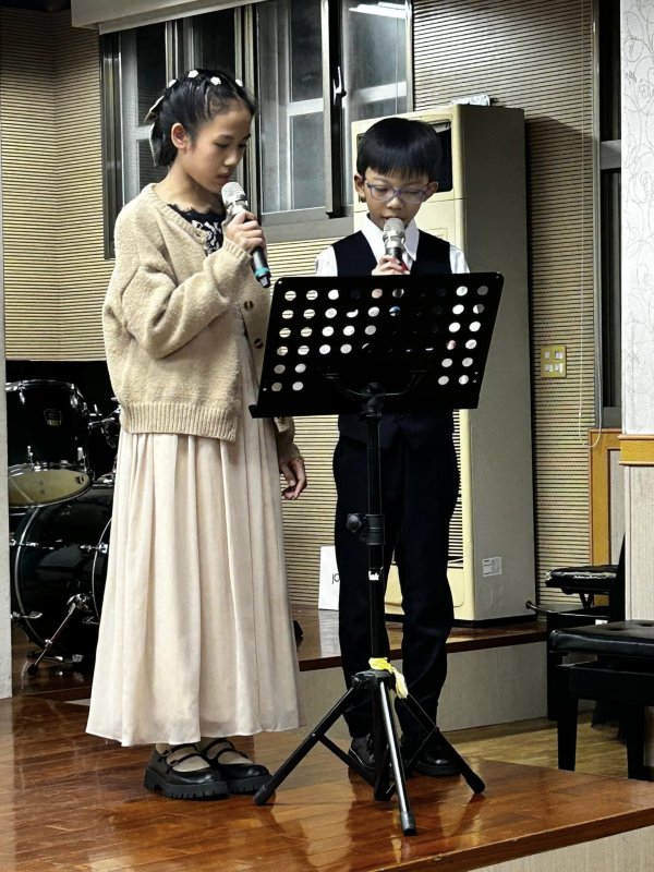 新勢國小悠韻之夜：5音實習音樂會帶來的美好樂聲與歌聲